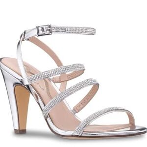 Nina Shimmering Silver Strappy Heels SAM-YY